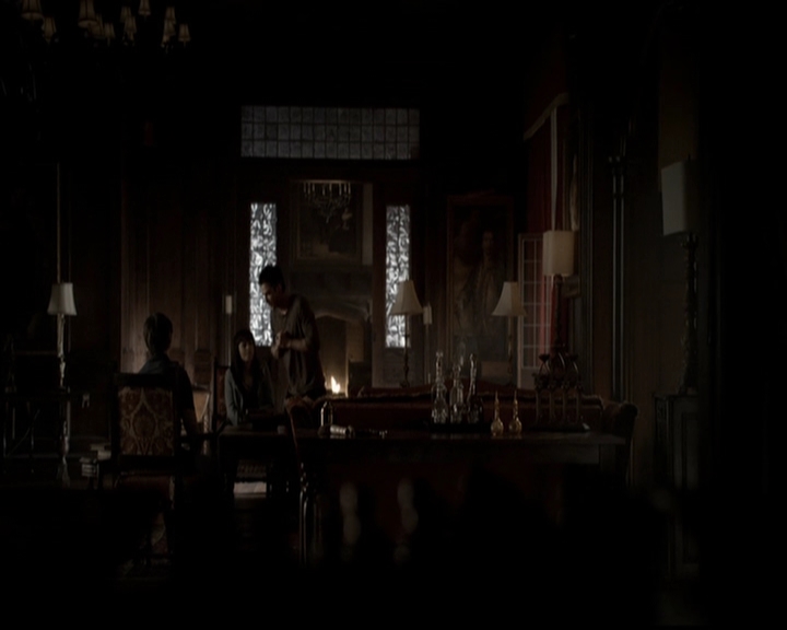 VampireDiariesWorld-dot-org_5x05MontersBall0615.jpg