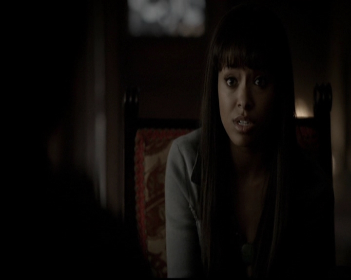 VampireDiariesWorld-dot-org_5x05MontersBall0632.jpg