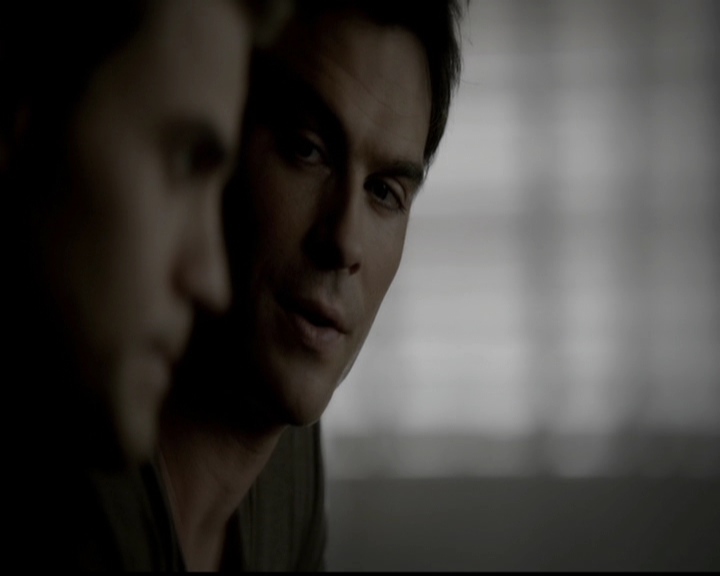 VampireDiariesWorld-dot-org_5x05MontersBall0645.jpg