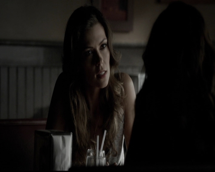 VampireDiariesWorld-dot-org_5x05MontersBall0689.jpg