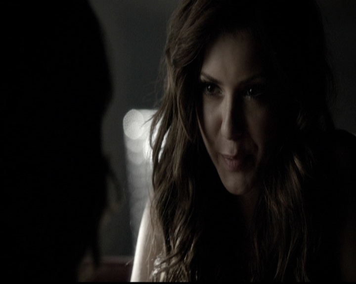 VampireDiariesWorld-dot-org_5x05MontersBall0708.jpg