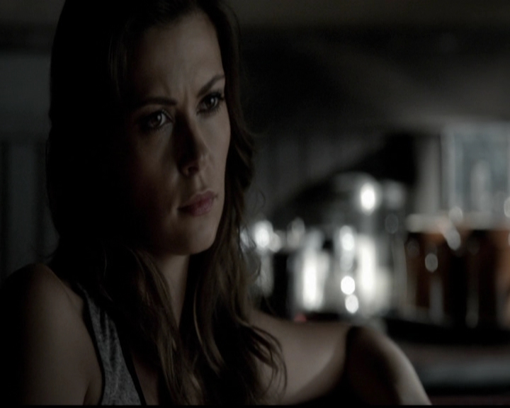 VampireDiariesWorld-dot-org_5x05MontersBall0747.jpg