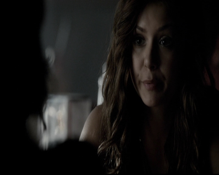 VampireDiariesWorld-dot-org_5x05MontersBall0753.jpg