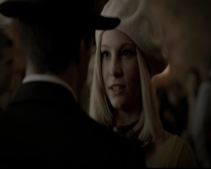 VampireDiariesWorld-dot-org_5x05MontersBall0862.jpg