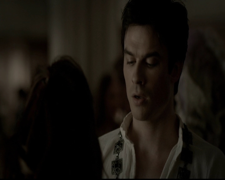 VampireDiariesWorld-dot-org_5x05MontersBall0931.jpg