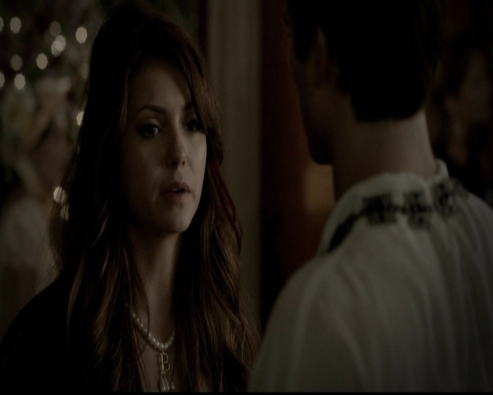 VampireDiariesWorld-dot-org_5x05MontersBall0956.jpg