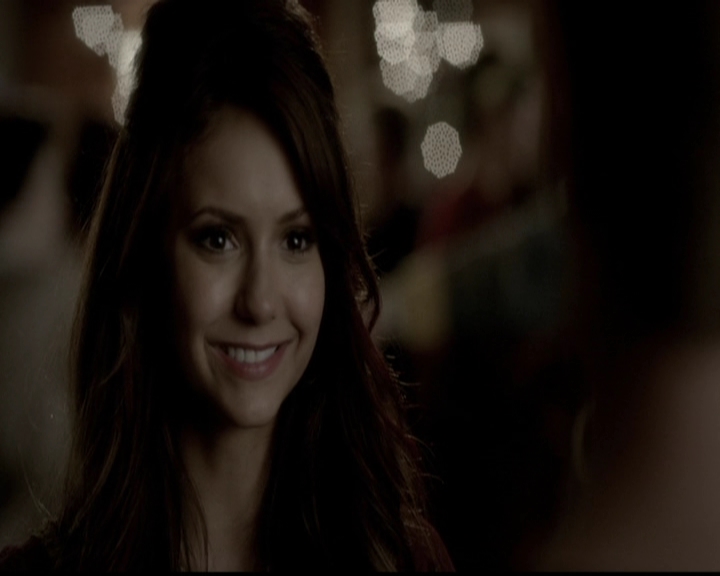 VampireDiariesWorld-dot-org_5x05MontersBall0977.jpg