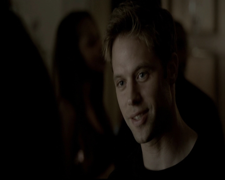 VampireDiariesWorld-dot-org_5x05MontersBall0978.jpg