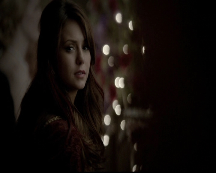 VampireDiariesWorld-dot-org_5x05MontersBall1023.jpg