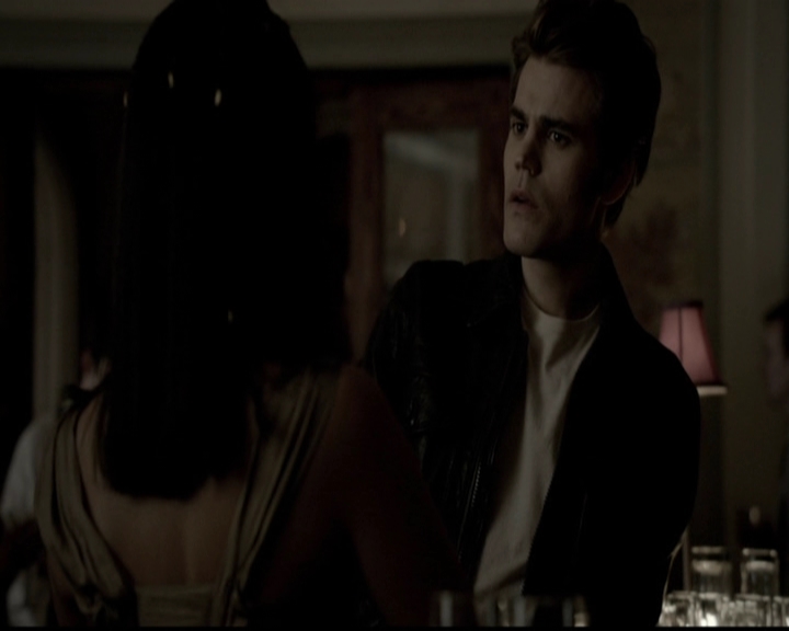VampireDiariesWorld-dot-org_5x05MontersBall1064.jpg