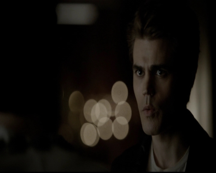 VampireDiariesWorld-dot-org_5x05MontersBall1131.jpg