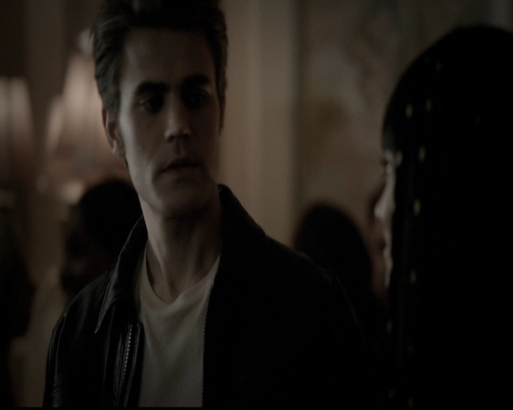 VampireDiariesWorld-dot-org_5x05MontersBall1157.jpg