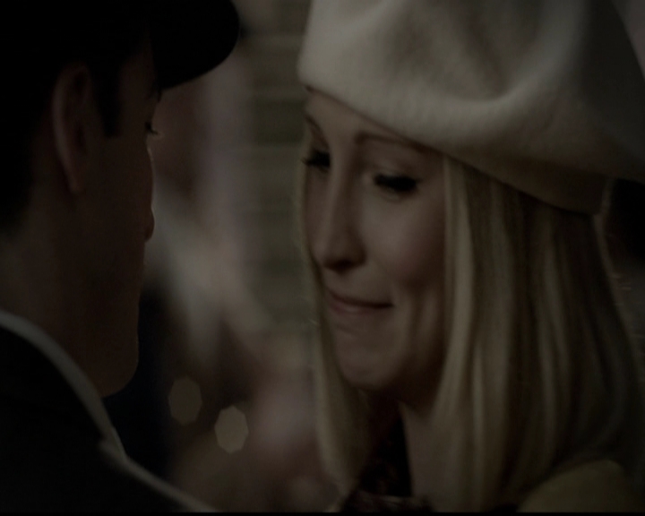 VampireDiariesWorld-dot-org_5x05MontersBall1231.jpg