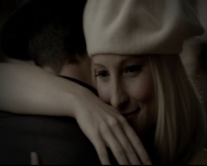VampireDiariesWorld-dot-org_5x05MontersBall1232.jpg