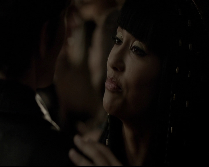 VampireDiariesWorld-dot-org_5x05MontersBall1269.jpg
