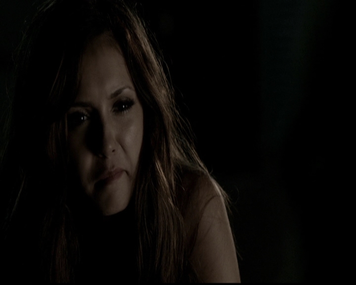 VampireDiariesWorld-dot-org_5x05MontersBall1426.jpg