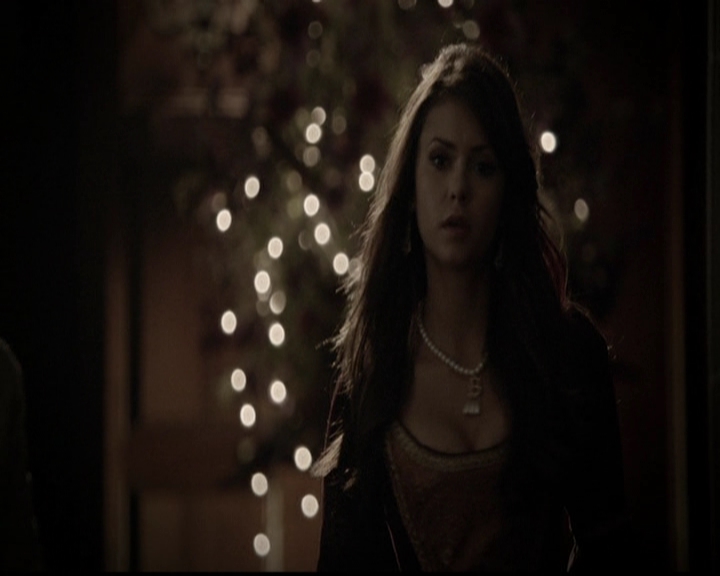 VampireDiariesWorld-dot-org_5x05MontersBall1495.jpg