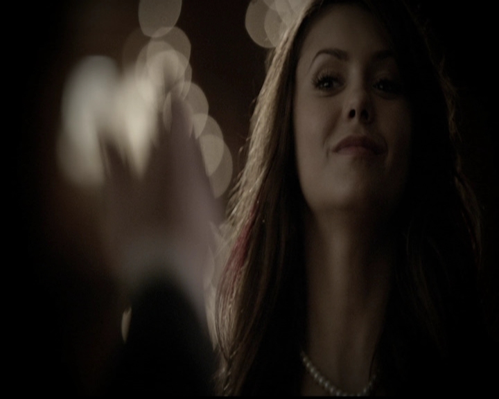 VampireDiariesWorld-dot-org_5x05MontersBall1509.jpg