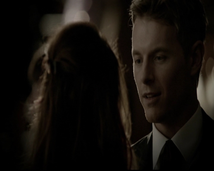 VampireDiariesWorld-dot-org_5x05MontersBall1536.jpg