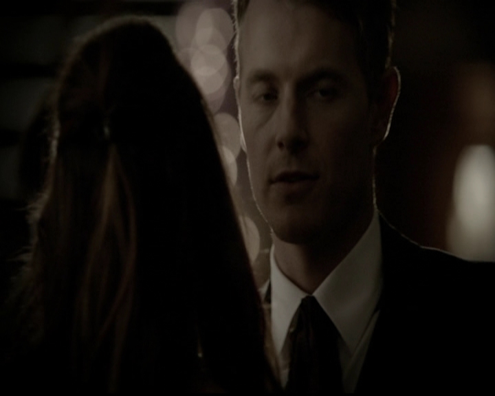 VampireDiariesWorld-dot-org_5x05MontersBall1540.jpg