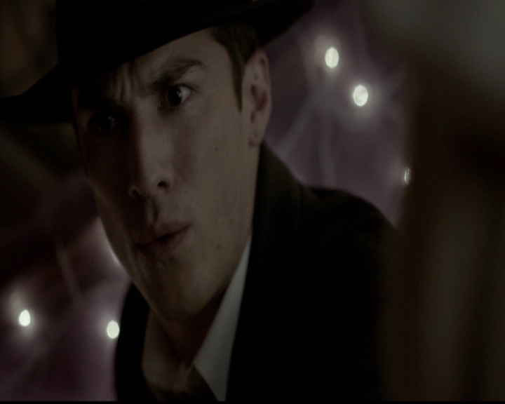 VampireDiariesWorld-dot-org_5x05MontersBall1616.jpg