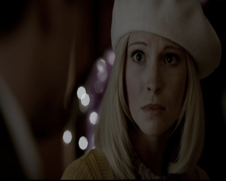 VampireDiariesWorld-dot-org_5x05MontersBall1638.jpg