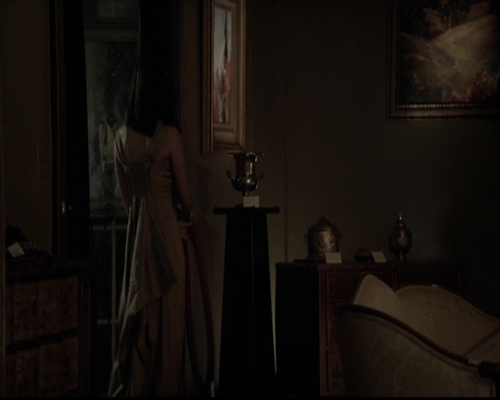 VampireDiariesWorld-dot-org_5x05MontersBall1654.jpg