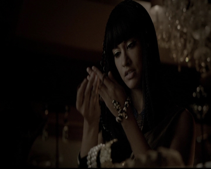 VampireDiariesWorld-dot-org_5x05MontersBall1676.jpg