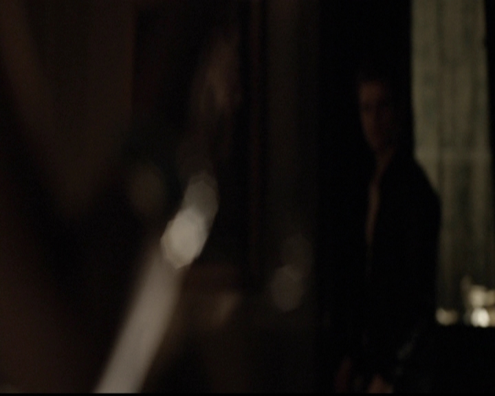 VampireDiariesWorld-dot-org_5x05MontersBall1684.jpg