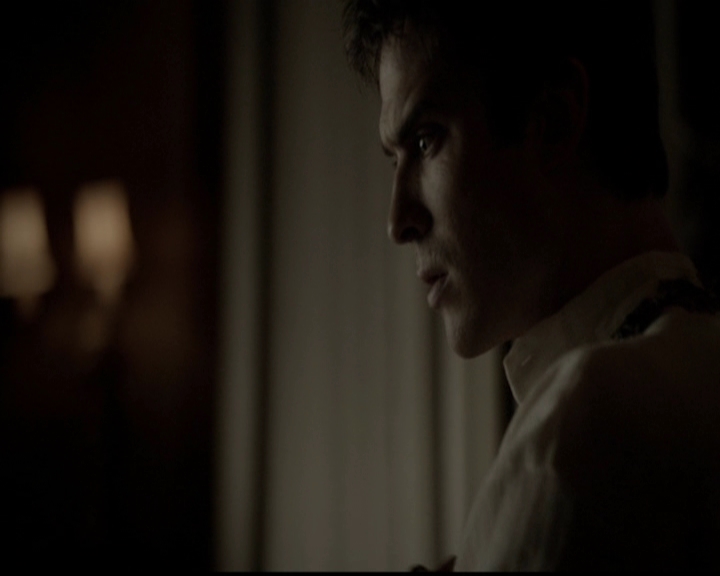 VampireDiariesWorld-dot-org_5x05MontersBall1716.jpg