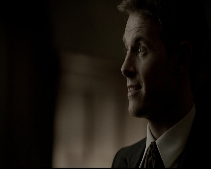 VampireDiariesWorld-dot-org_5x05MontersBall1870.jpg