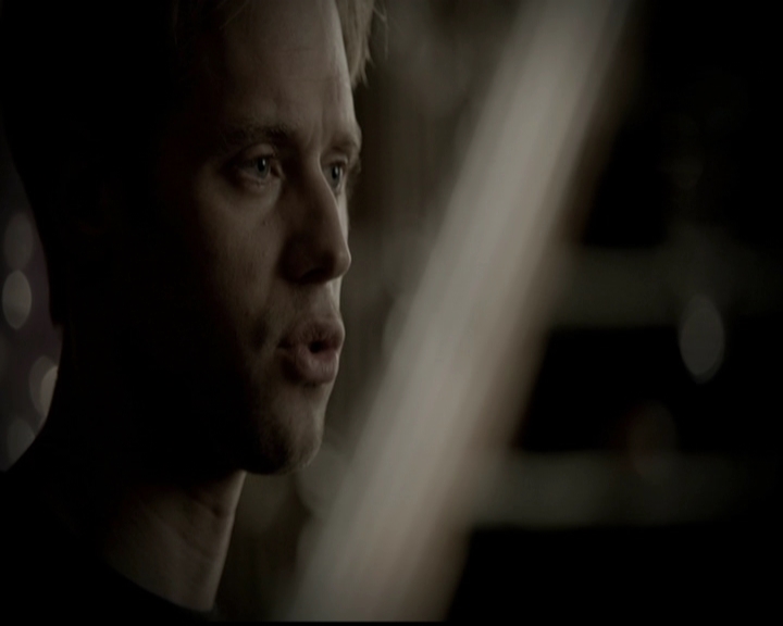 VampireDiariesWorld-dot-org_5x05MontersBall1880.jpg
