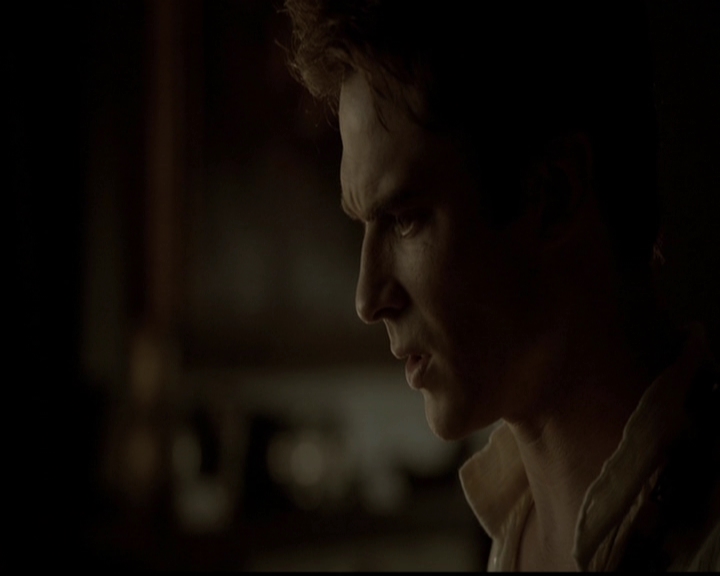 VampireDiariesWorld-dot-org_5x05MontersBall1912.jpg