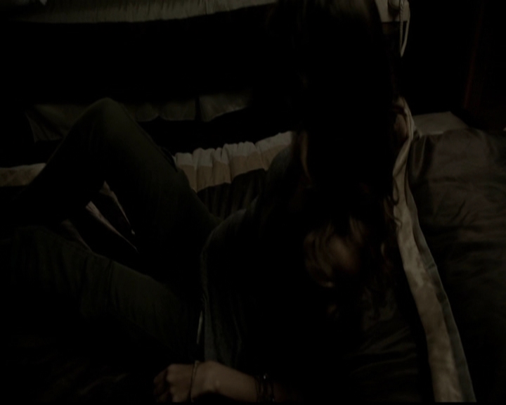 VampireDiariesWorld-dot-org_5x05MontersBall1934.jpg