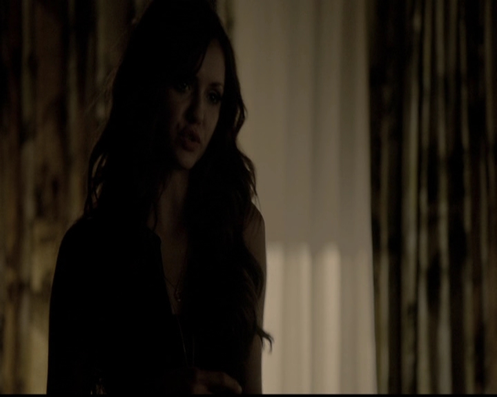 VampireDiariesWorld-dot-org_5x05MontersBall1970.jpg