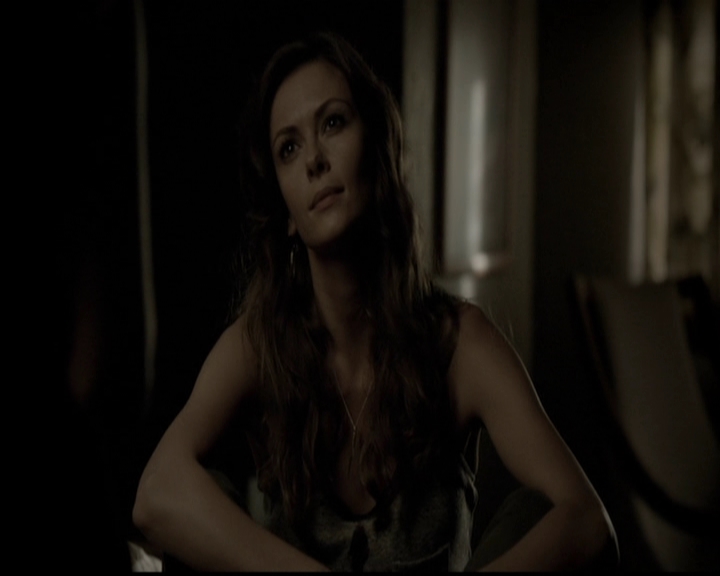 VampireDiariesWorld-dot-org_5x05MontersBall1978.jpg