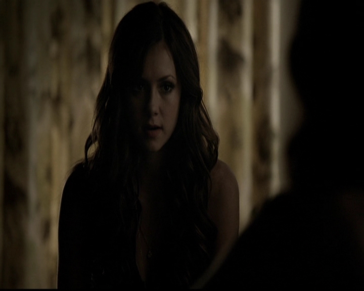 VampireDiariesWorld-dot-org_5x05MontersBall1988.jpg