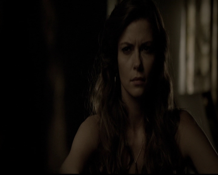 VampireDiariesWorld-dot-org_5x05MontersBall1997.jpg