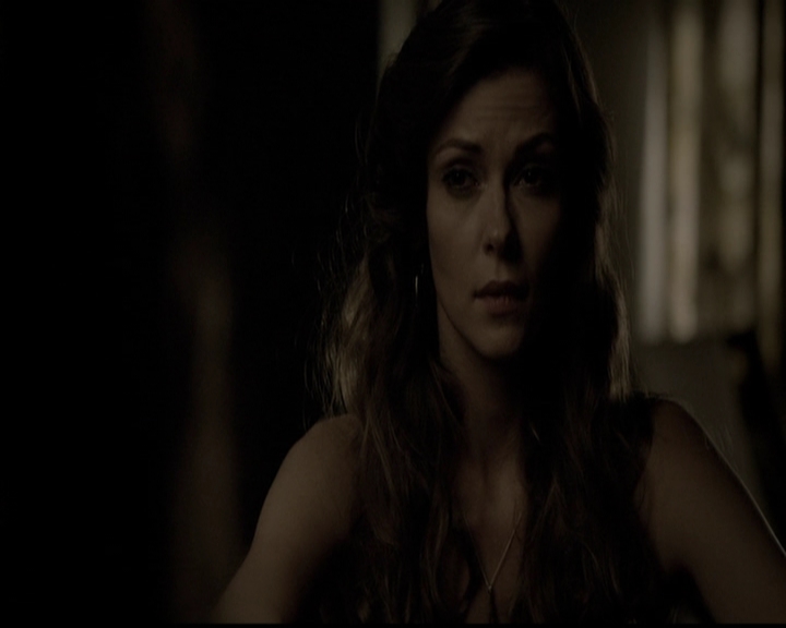 VampireDiariesWorld-dot-org_5x05MontersBall1998.jpg