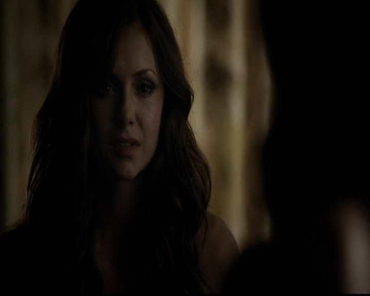 VampireDiariesWorld-dot-org_5x05MontersBall2024.jpg