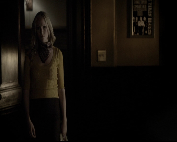 VampireDiariesWorld-dot-org_5x05MontersBall2042.jpg
