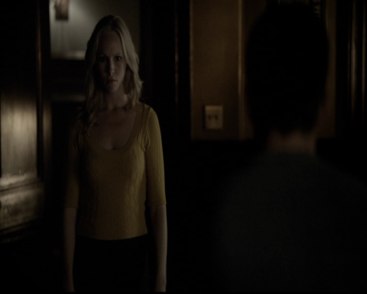 VampireDiariesWorld-dot-org_5x05MontersBall2054.jpg