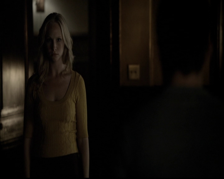 VampireDiariesWorld-dot-org_5x05MontersBall2055.jpg