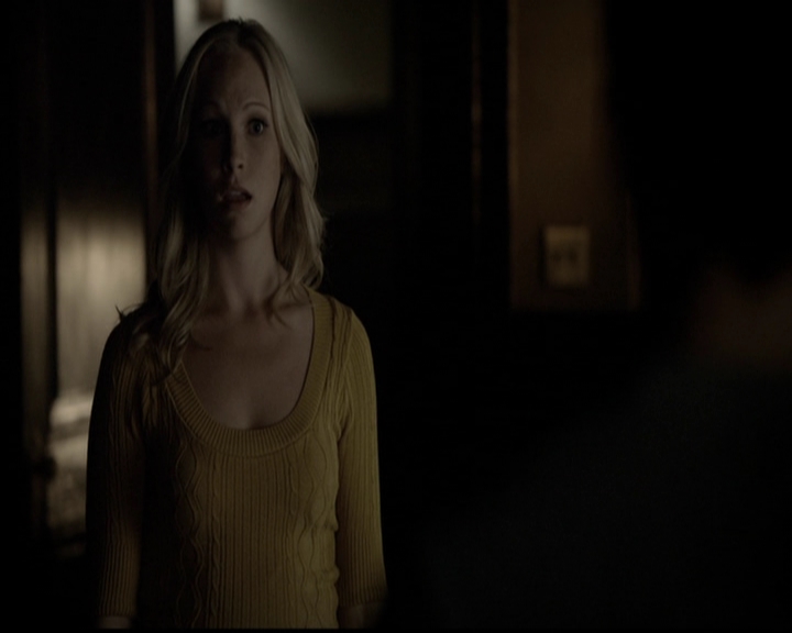 VampireDiariesWorld-dot-org_5x05MontersBall2064.jpg