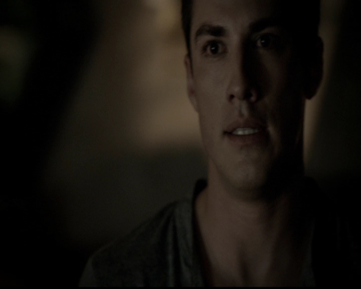 VampireDiariesWorld-dot-org_5x05MontersBall2085.jpg