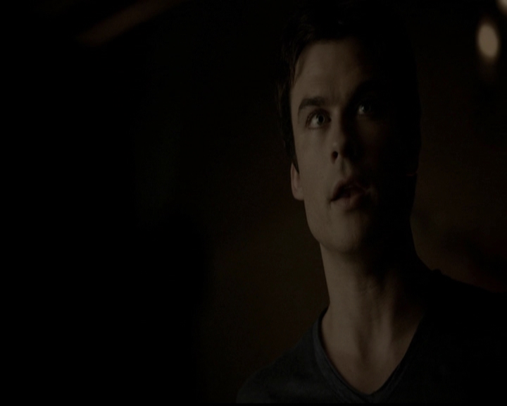VampireDiariesWorld-dot-org_5x05MontersBall2171.jpg
