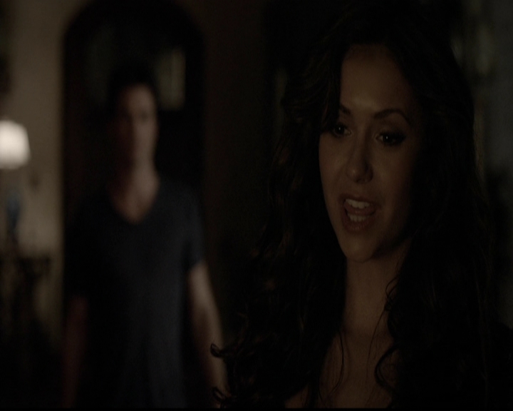VampireDiariesWorld-dot-org_5x05MontersBall2199.jpg