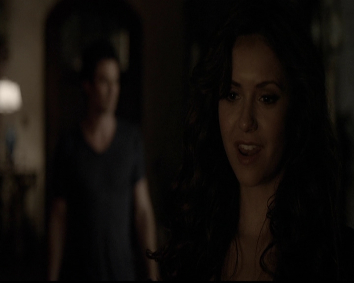 VampireDiariesWorld-dot-org_5x05MontersBall2200.jpg