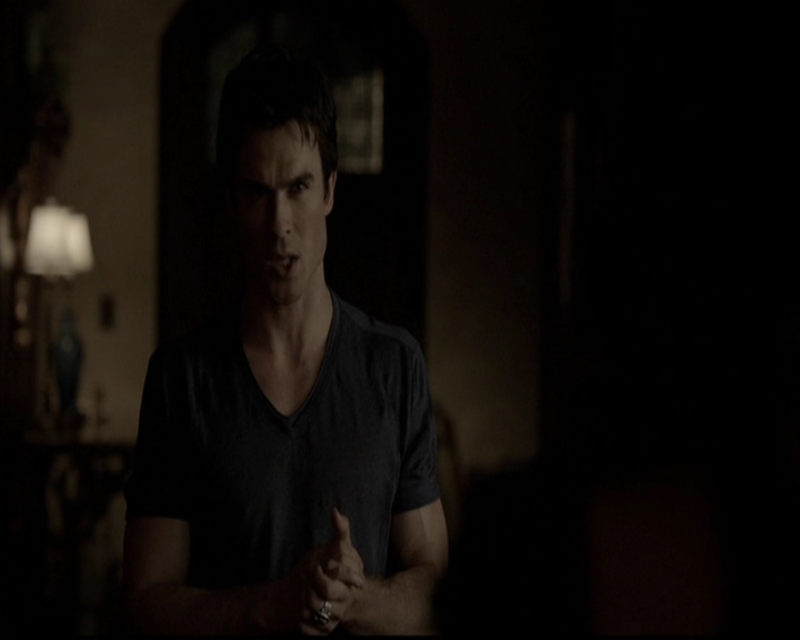 VampireDiariesWorld-dot-org_5x05MontersBall2208.jpg