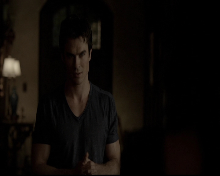 VampireDiariesWorld-dot-org_5x05MontersBall2209.jpg
